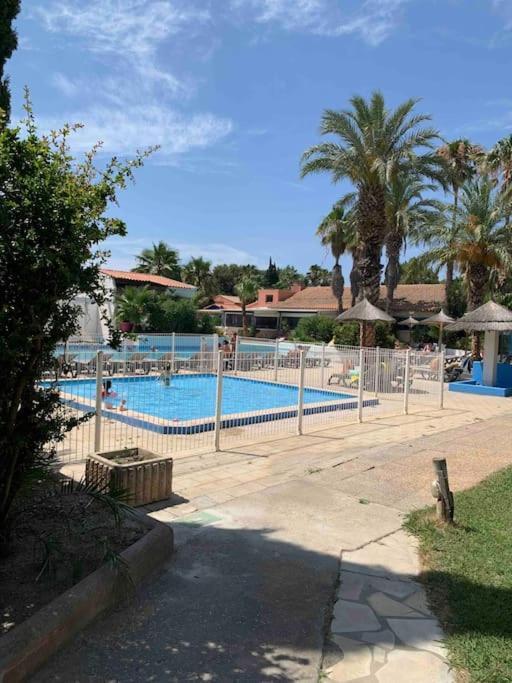 Appartement Cosy Confort Parking Clim Wifi Linge Acces Piscine Non Inclus Canet-en-Roussillon Buitenkant foto